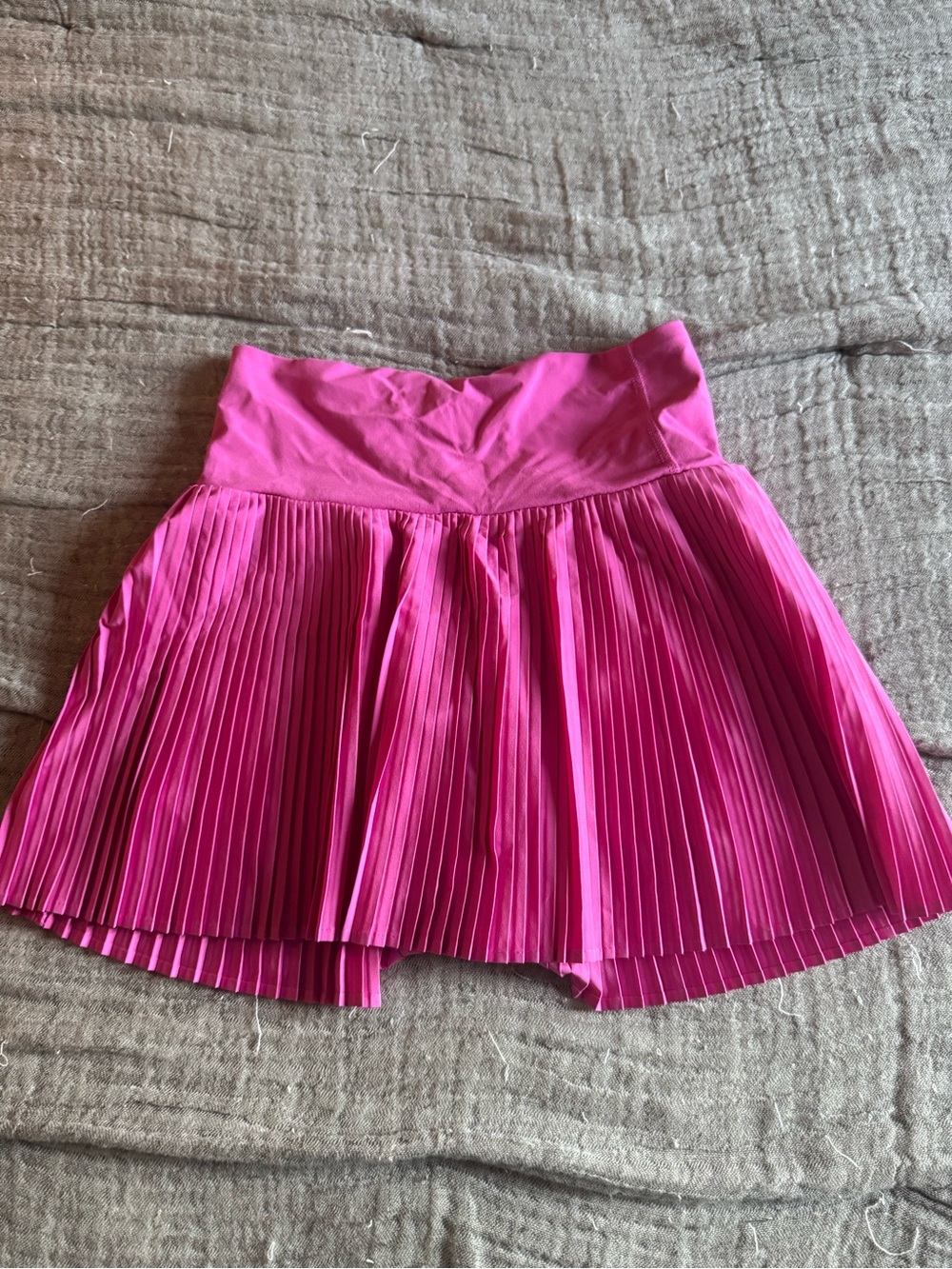Pink Workout skirt with built in shorts - Picture 2 of 3